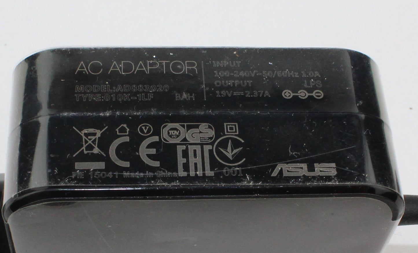 Zasilacz ASUS AD883020 19V 2.37A 5.5mm