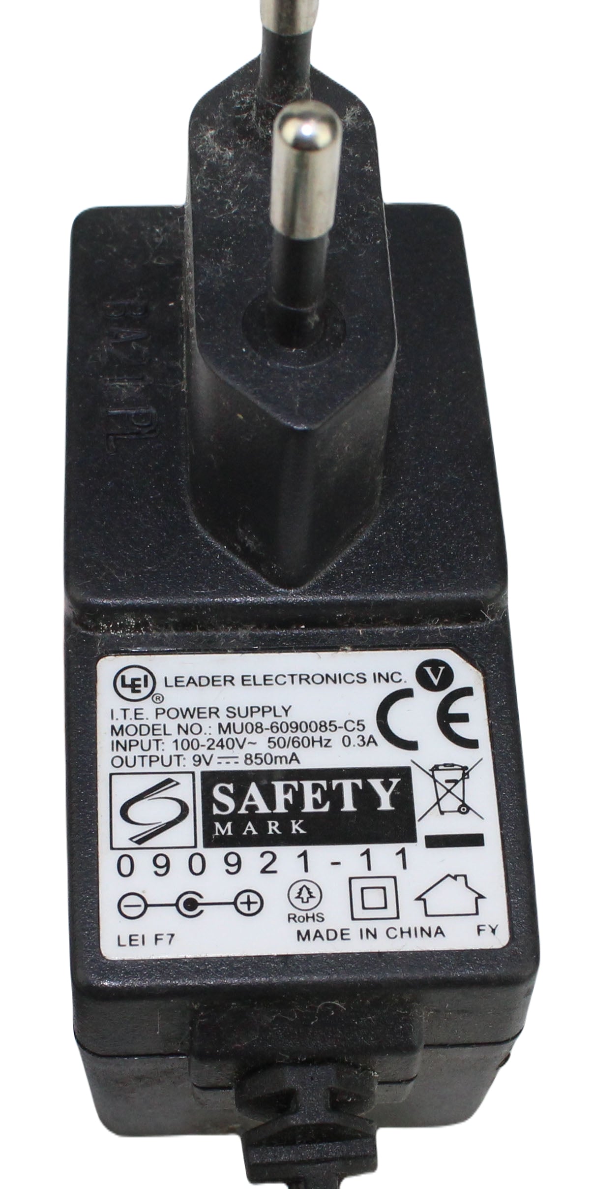 Zasilacz LEI MU08-6090085-C5 9V 850mA 5.5mm