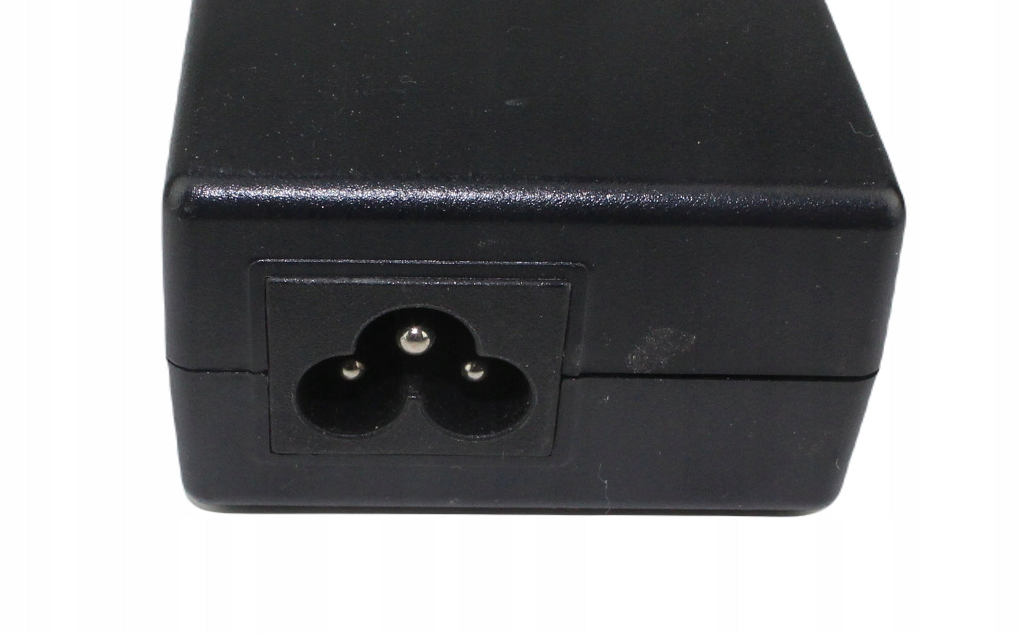 Zasilacz LG ADS-110CL-19-3 190110G 19V 5.79A 6mm