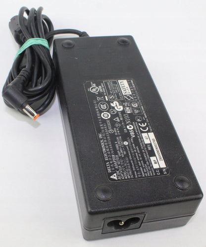Zasilacz Delta SADP-135EB B 19V 7.11A 5.5x2.5