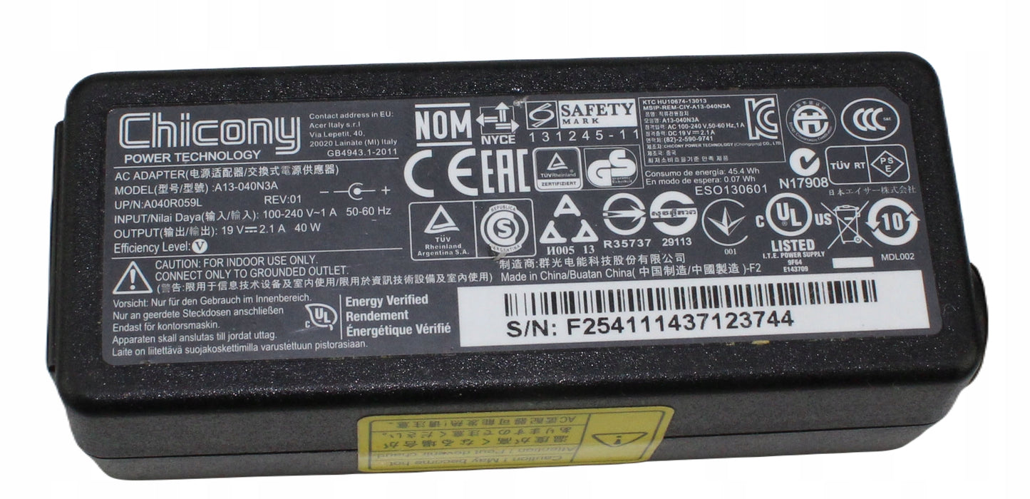Zasilacz CHICONY A13-040N3A 19V 2.1A 5.5mm