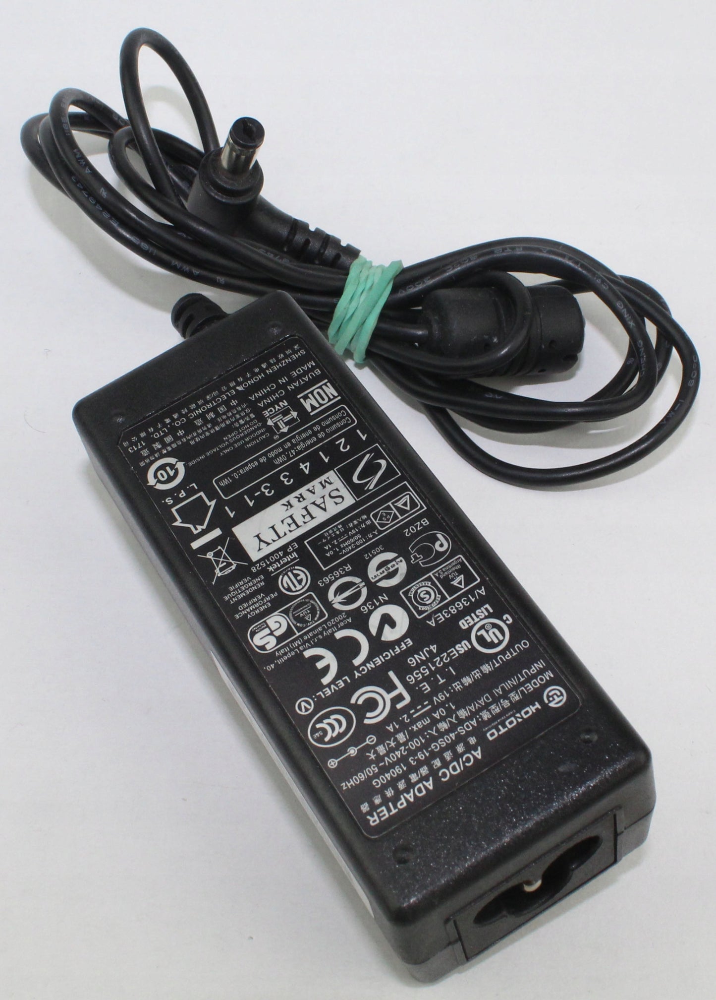 Zasilacz HOIOTO ADS-40SG-19-3 19040G 19V 2.1A