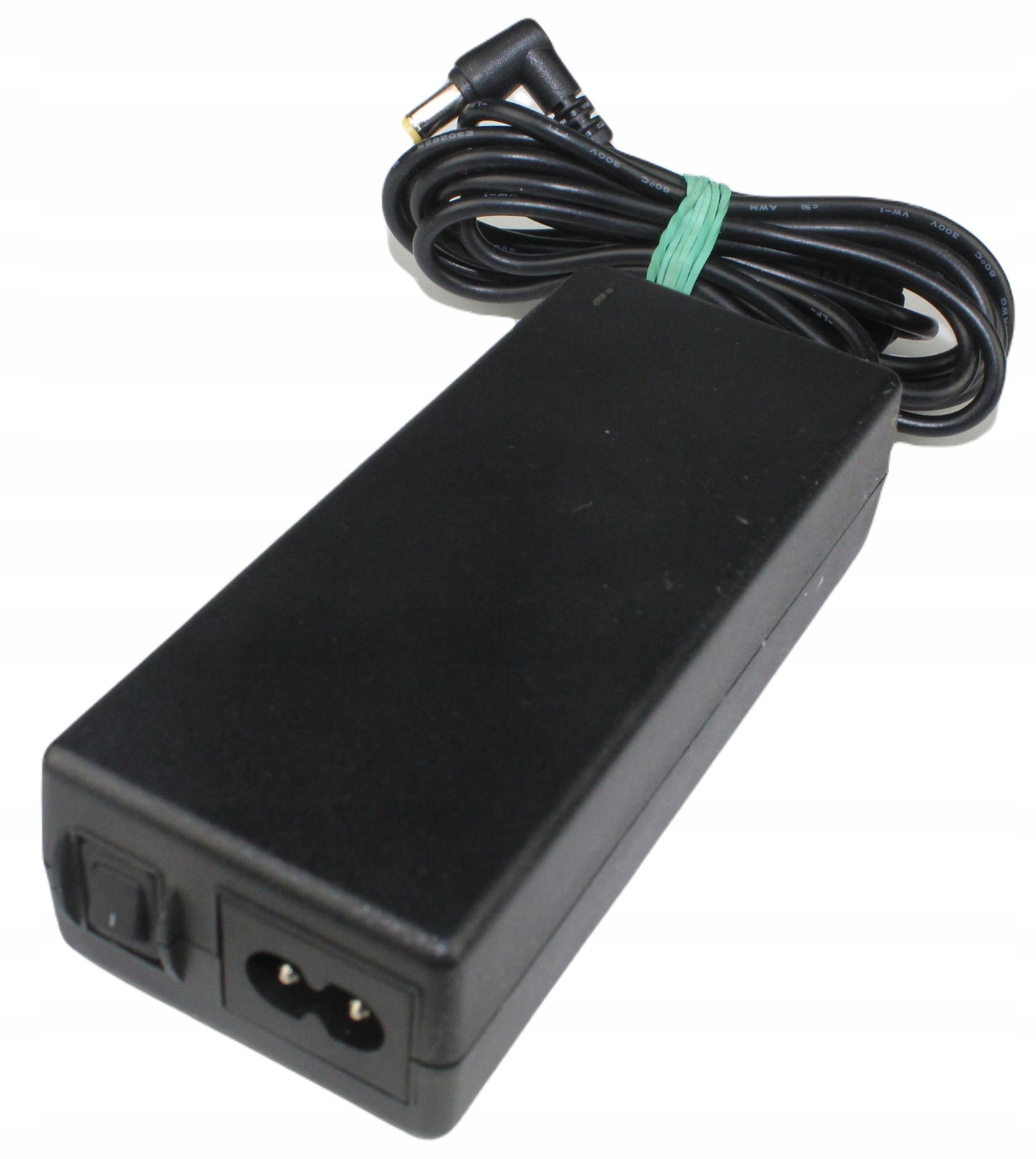 Zasilacz FSP FSP065-RHC 19V 3.42A 5.5mm 3mm