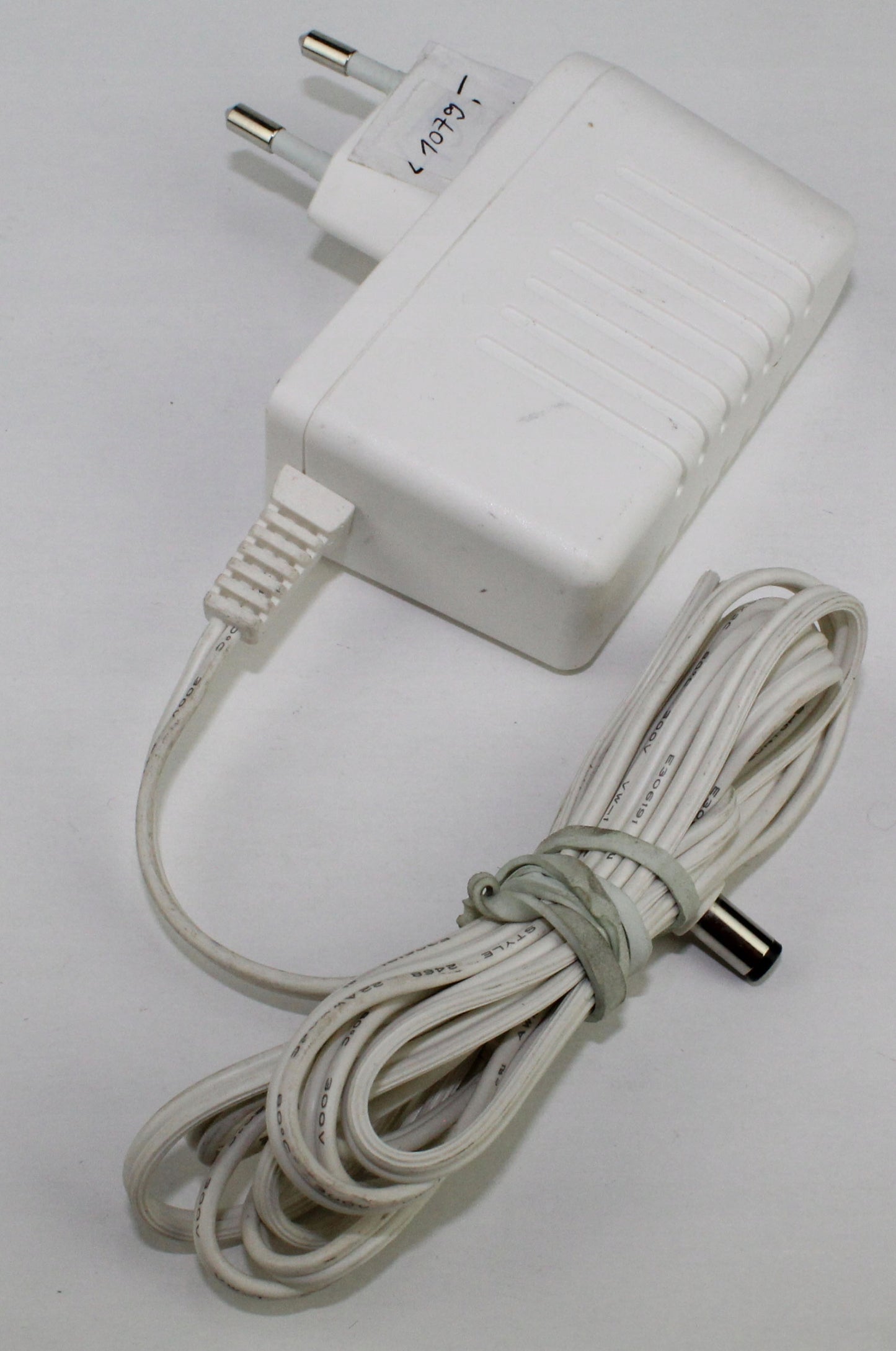 Zasilacz 311P0W093 12V 1A 5.5mm