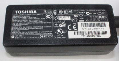 zasilacz TOSHIBA PA3822U-1ACA 19V 2.37A 5.5mm