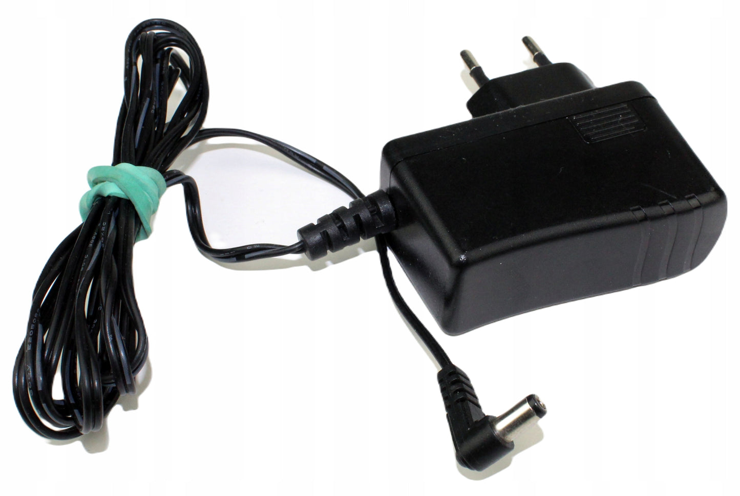 Zasilacz GPE GPE125-190080-2 19V 800mA 5.5mm